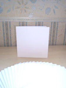 100 White Card Blanks + White Envelopes 120x120mm Square
